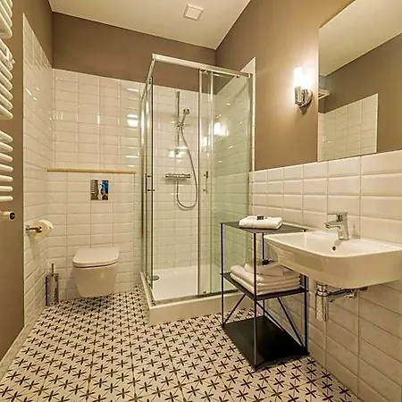 Villam Hotel *
